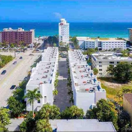 Across The Ocean Few Steps To Beach Contemporary Three Bedroom Townhouse Pompano Beach Kültér fotó