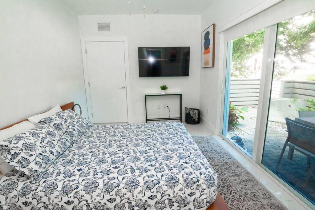 Across The Ocean Few Steps To Beach Contemporary Three Bedroom Townhouse Pompano Beach Kültér fotó