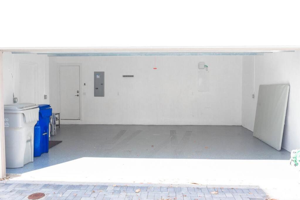 Across The Ocean Few Steps To Beach Contemporary Three Bedroom Townhouse Pompano Beach Kültér fotó