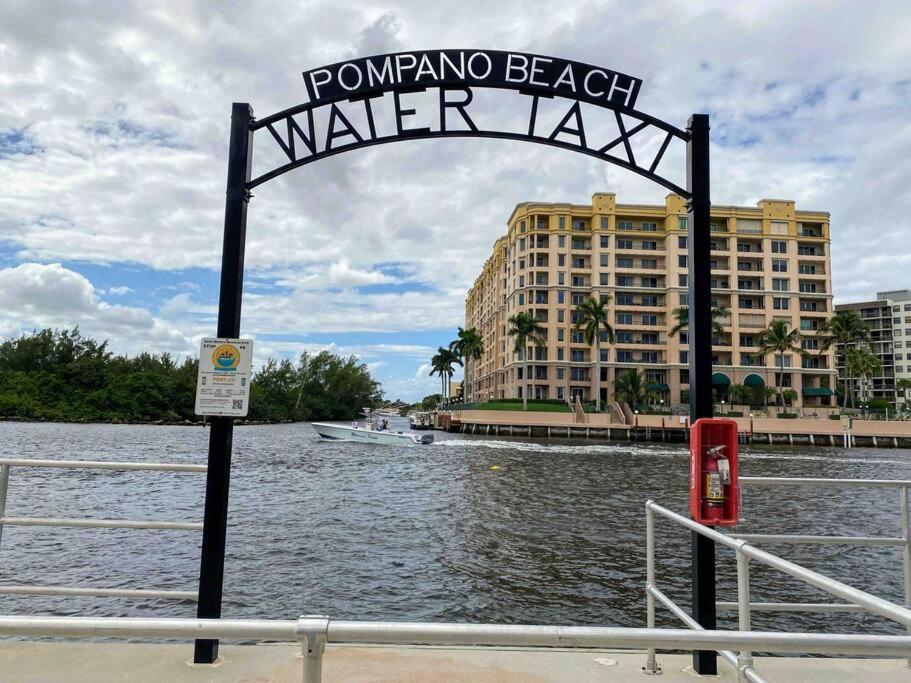 Across The Ocean Few Steps To Beach Contemporary Three Bedroom Townhouse Pompano Beach Kültér fotó