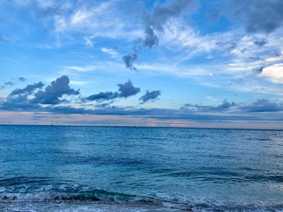 Across The Ocean Few Steps To Beach Contemporary Three Bedroom Townhouse Pompano Beach Kültér fotó