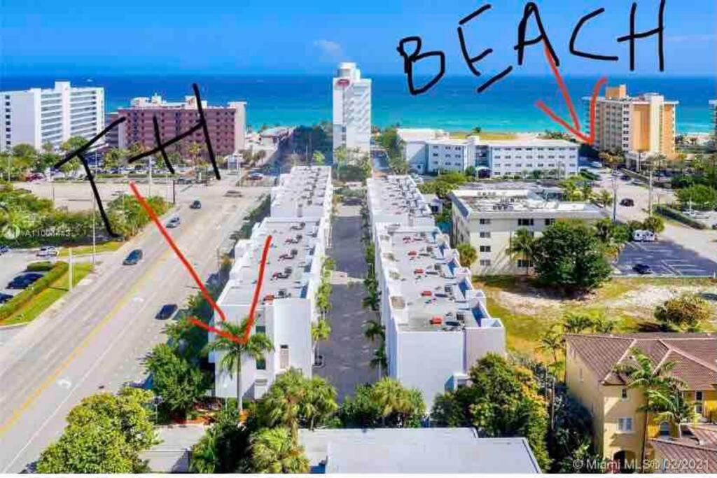 Across The Ocean Few Steps To Beach Contemporary Three Bedroom Townhouse Pompano Beach Kültér fotó